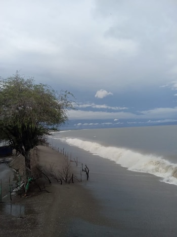 Copeco elevó la alerta para la zona costera debido a la influencia de la tormenta tropical Cristina. (FOTO: Choluteca.net)