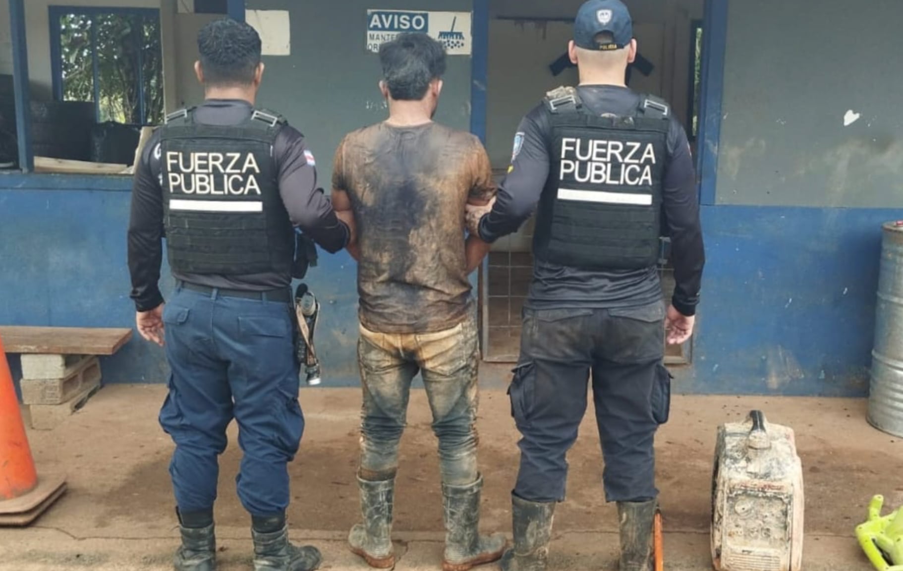 Las autoridades enfrentan condiciones climáticas adversas y terrenos complejos durante los operativos en la frontera norte. Cortesía: Ministerio de Seguridad Pública