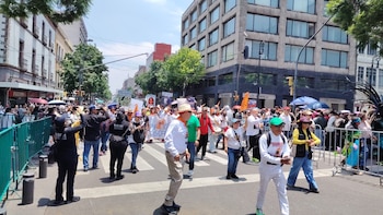 EN VIVO | Bloqueos en carreteras, accidentes y manifestaciones hoy domingo 26 de julio: marcha en defensa del Refugio Franciscano llega al Zócalo