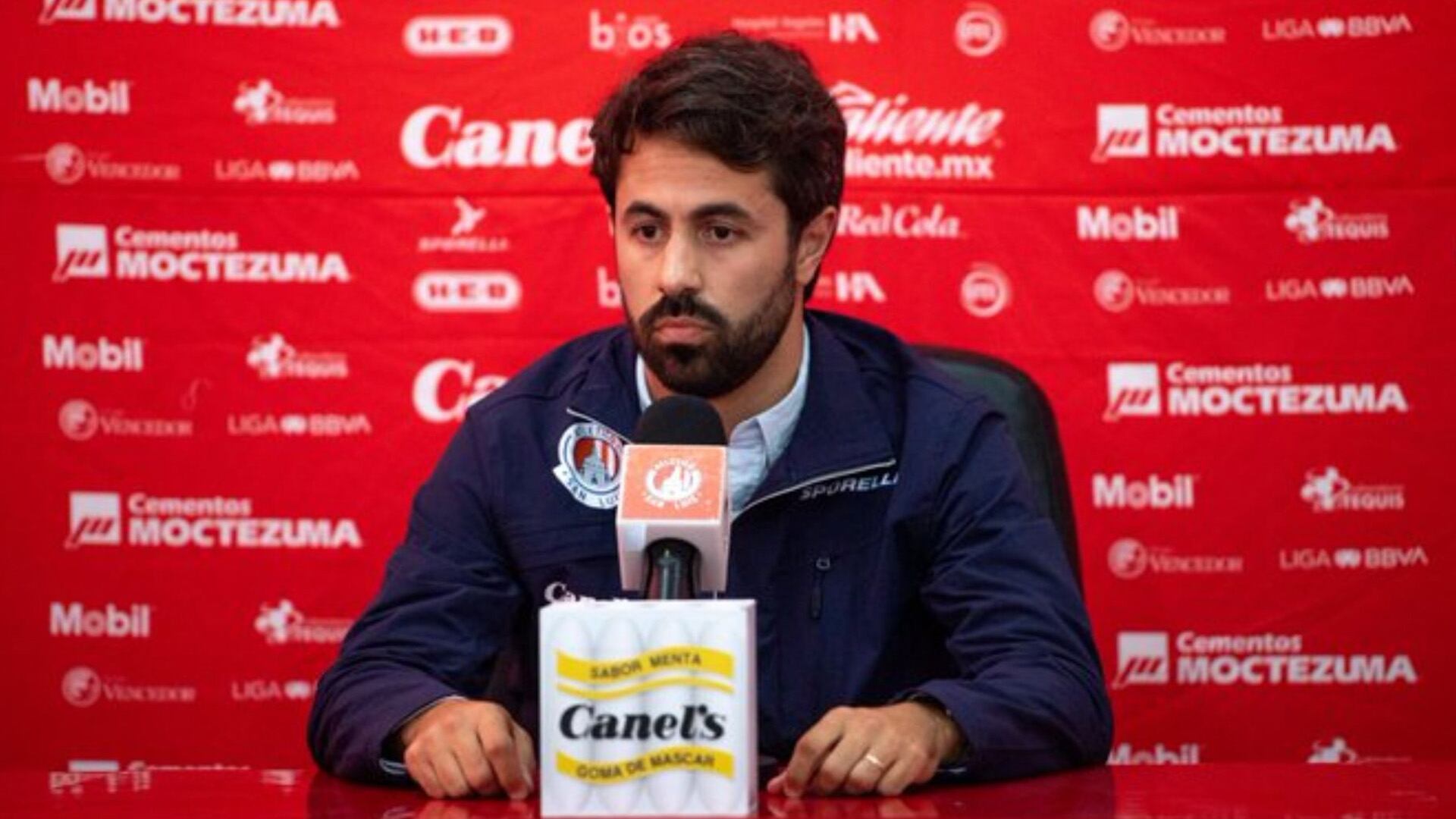 El director deportivo de Atlético de San Luis se ha caracterizo por hacer planteles competitivos con presupuestos limitados (X @AtletiDeSanLuis)