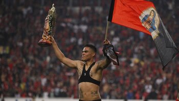 Anderson Santamaría celebrando el título