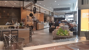 Polanco alberga la plaza comercial