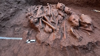 El INAH descubre sistema funerario