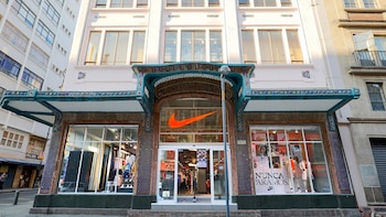 Aquí encontrarás tenis a excelentes