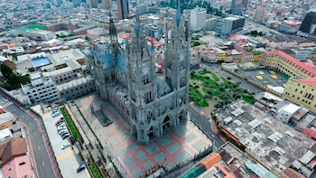 Una construcción inconclusa que augura