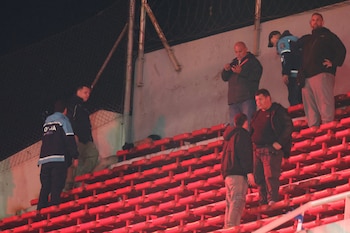 La policía en la tribuna