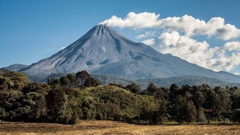 Volcán de Colima está activo y en vigilancia constante. (Archivo)