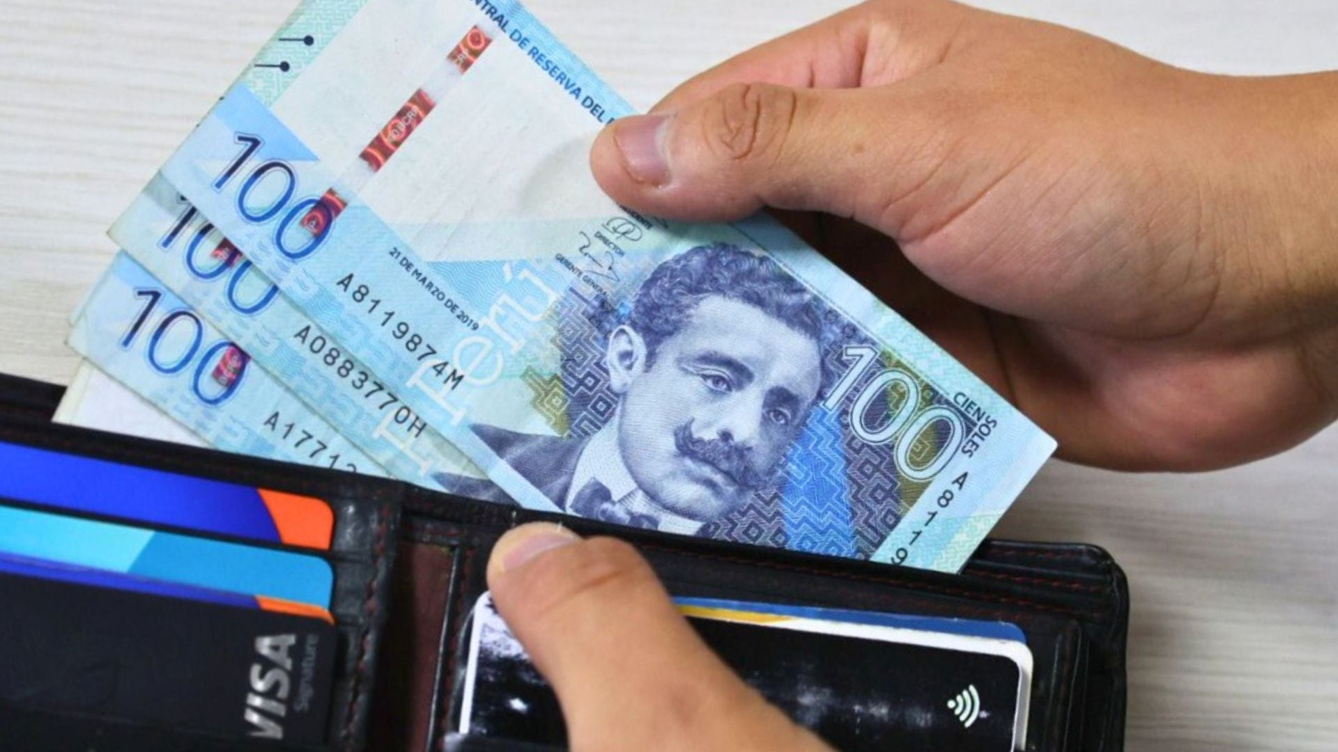 Más dinero para los trabajadores públicos: Estos son los nuevos montos que se piden en la negociación colectiva. - Crédito Infobae/Paula Elizalde