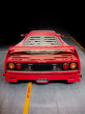 Lewis Hamilton restauró una Ferrari abandonada