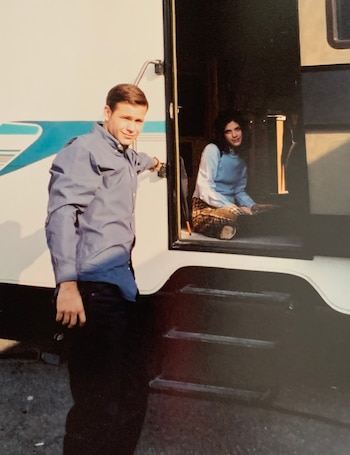 Matthew Davis y Selma Blair