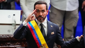 De la Espriella anuncia la detención de la "principal cabecilla" de la red financiera del EMC de 'Mordisco'