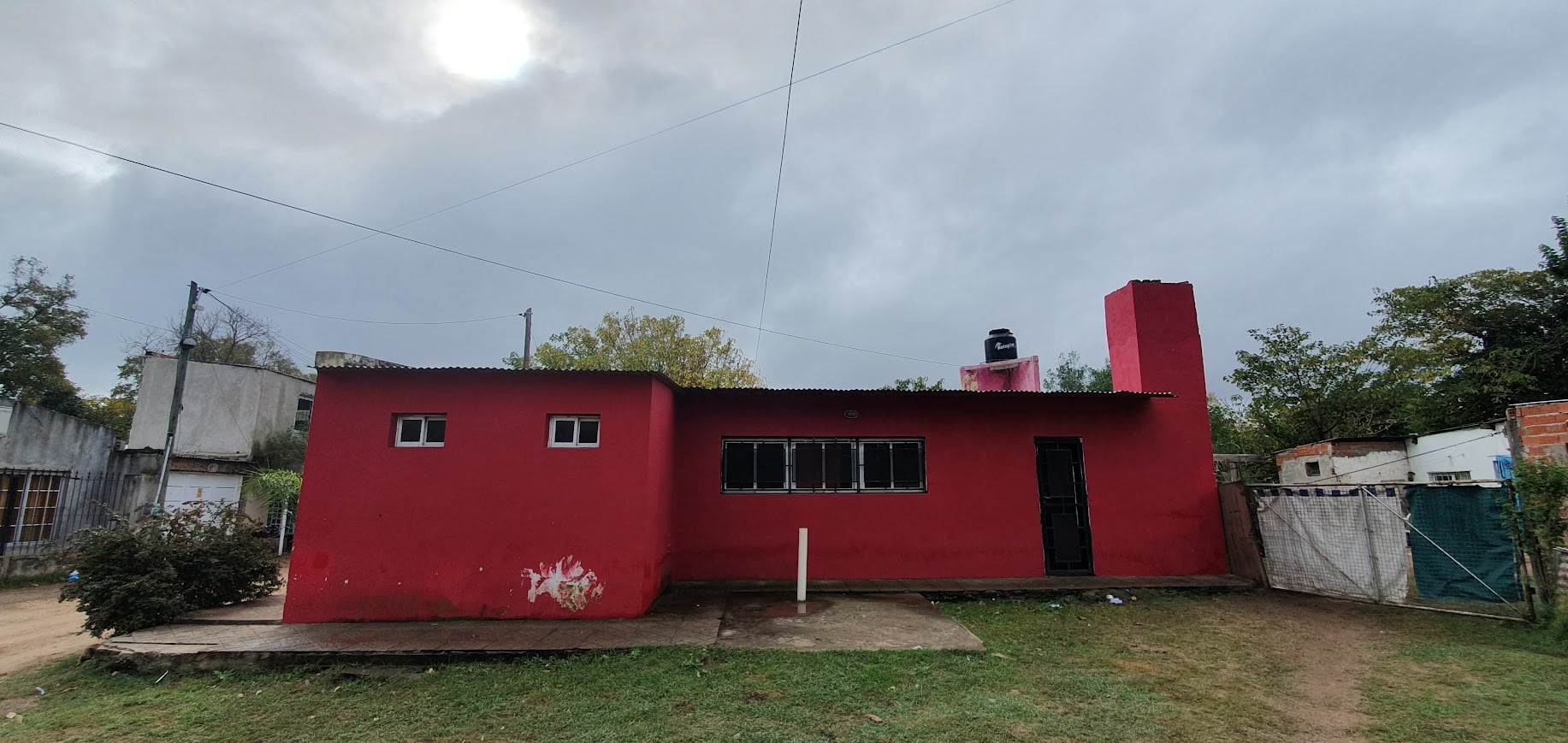 La Favela sostiene sus actividades con rifas, alquiler del salón y aportes de vecinos, operando como una asociación civil sin fines de lucro.