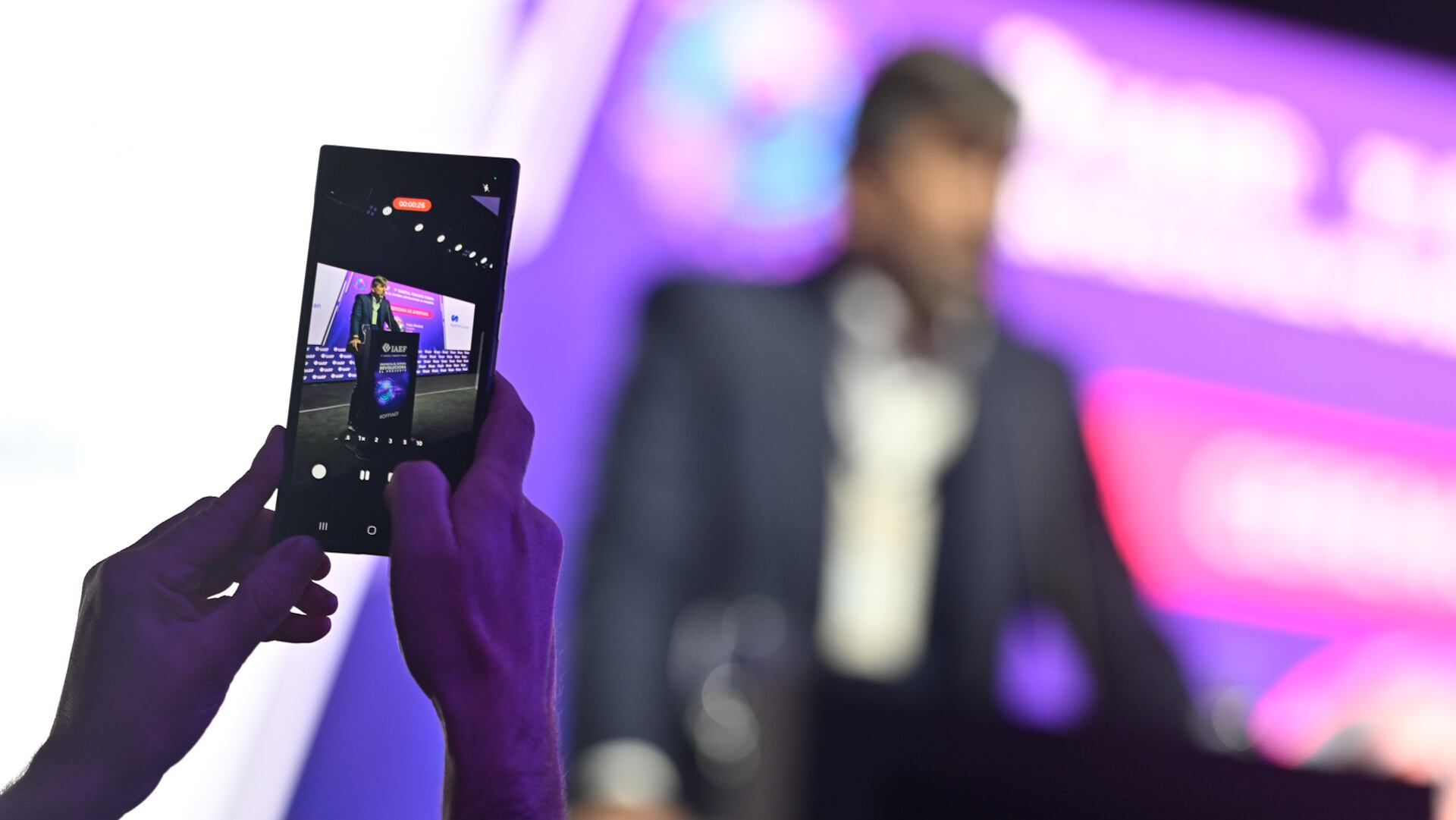 El foro, organizado por el IAEF, propuso una agenda centrada en cómo anticiparse a escenarios de cambio acelerado con estrategias empresariales adaptativas (Fotografía: Adrián Escandar)