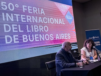 Leonardo Padura presenta "Morir en la arena" en la Feria del Libro de Buenos Aires