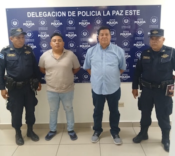 La Policía Nacional Civil destituyó