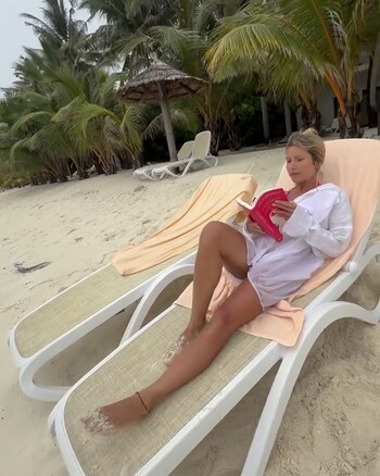 La actriz, relajada en la