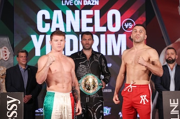 Canelo y Yildirim (Foto: AFP)