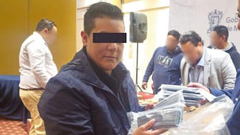 Celia Vargas fue detenida usando el uniforme de la corporación. Crédito: Facebook - Ayuntamiento de Coeneo