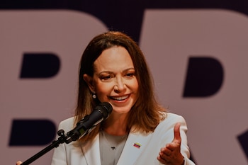 La líder de la oposición venezolana, María Corina Machado, ofrece una conferencia de prensa en Caracas, Venezuela, el jueves 29 de octubre de 2026. (Foto AP/Pedro Mattey)