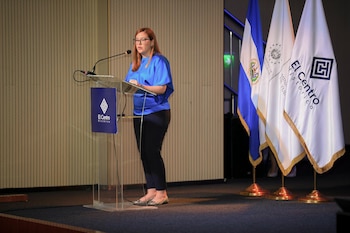 Paola Bardi, directora ejecutiva de la DOT afirmó que el ordenamiento territorial busca dar certeza a la inversión, proteger el patrimonio y mejorar el desarrollo urbano en San Salvador.