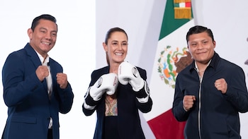 Claudia Sheinbaum y boxeadores mexicanos