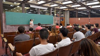 Cuánto cobrarán los docentes universitarios tras el acuerdo en medio del reclamo de la Ley de Financiamiento