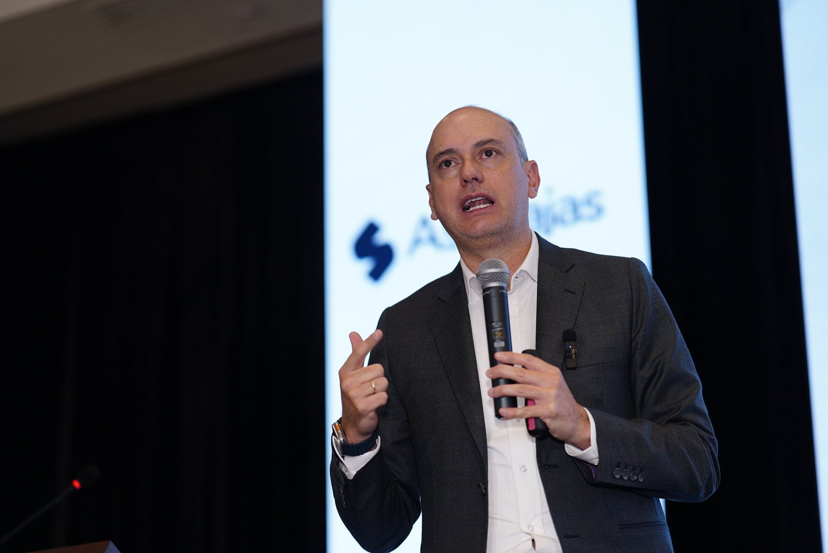 - crédito @AnifCO/X