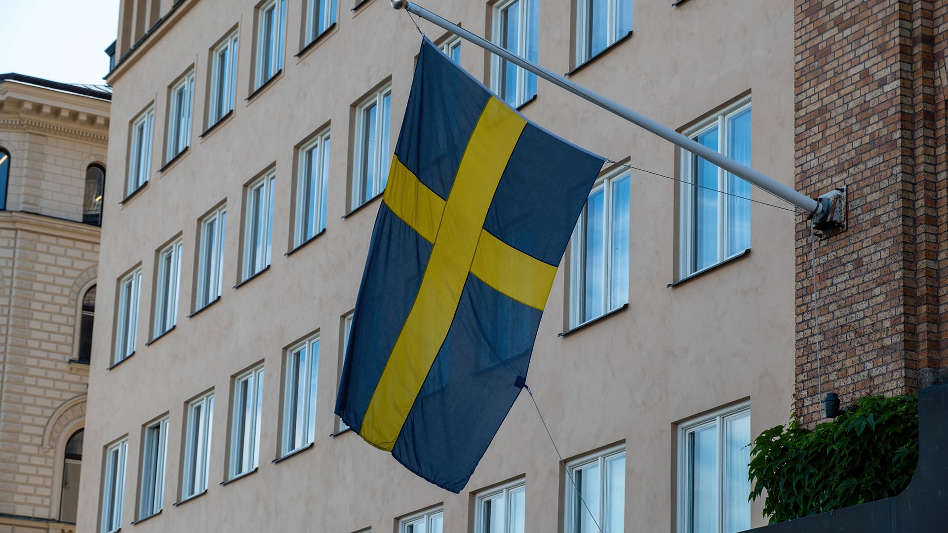 Una imagen de la bandera de Suecia. Freepik