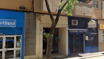 Un joven de 23 años mata a su padrastro con un fuerte golpe en la cabeza tras escapar de la planta de psiquiatría de un hospital en Valencia