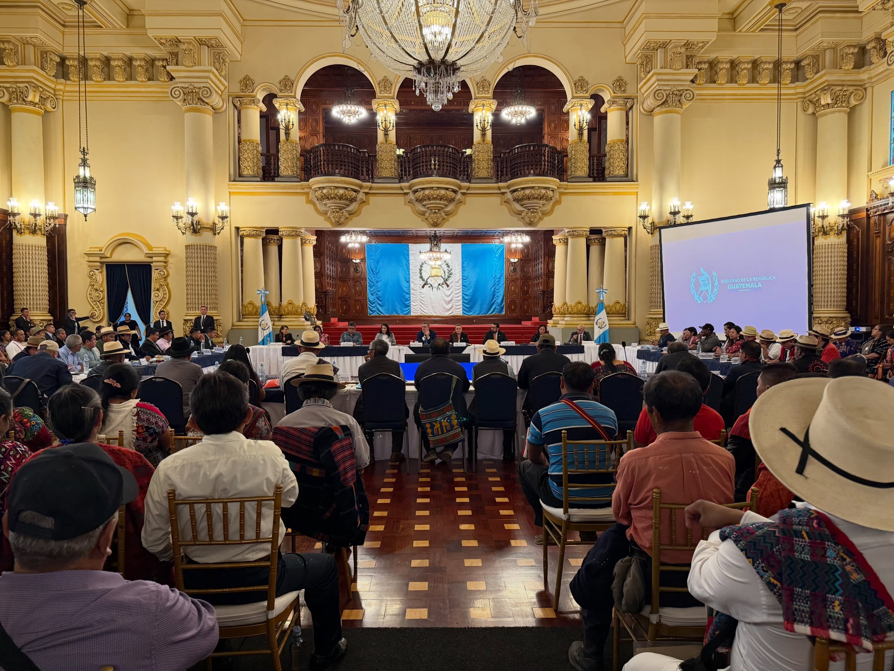 Diálogo Permanente, el presidente Bernardo Arévalo y las autoridades indígenas y ancestrales de Guatemala, un mecanismo de acercamiento con las comunidades del Gobierno de Guatemala (Secretaría Privada de la Presidencia de Guatemala)