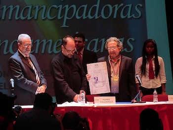 Ricardo Piglia durante la entrega del Premio Rómulo Gallegos en 2011.