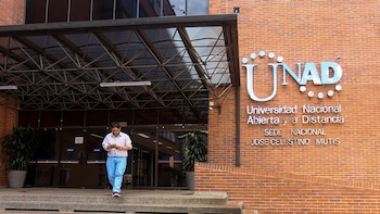 Contraloría alerta sobre la dependencia