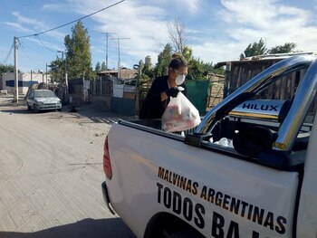 Veteranos neuquinos, trabajando en