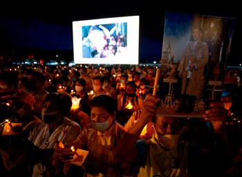 Velas en honor al rey