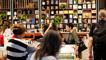 El Gobierno entregará un Chequelibro a estudiantes en la Feria del Libro: de cuánto es el valor