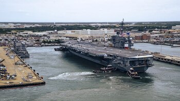 Qué maniobras realizará el portaaviones