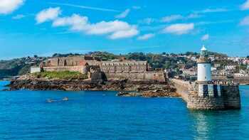 La Bailía de Guernsey se