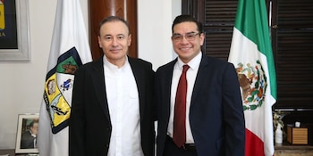 Alfonso Durazo le dio la bienvenida a su gabinete al hijo de Taddei. (FB/Alfonso Durazo)