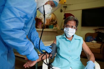 IMAGEN DE ARCHIVO. El doctor