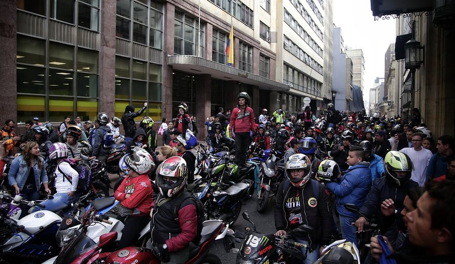 El mercado de motocicletas en Colombia creció un 40,69 % en comparación con abril de 2025, impulsando la movilidad en el país - crédito Colprensa