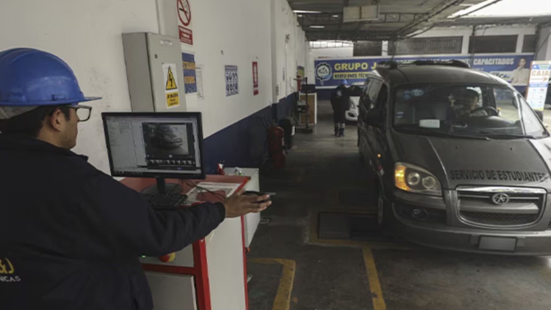 Los vehículos cuya placa termina en 5 deben pasar la inspección técnica vehicular durante julio - Créditos: Sutrán.