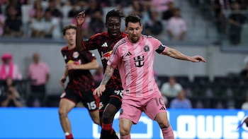 El Inter de Miami de Messi empató 2-2 con New York Red Bulls por la MLS y sigue sin poder ganar en su nuevo estadio