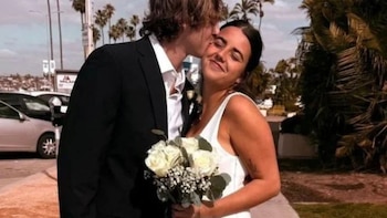 Encadenada y esposada: una argentina