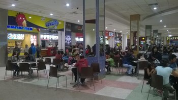 Patio de comidas de Real