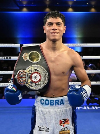 El peleador nicaragüense revirtió un combate adverso en el sexto asalto mediante un golpe al cuerpo. (Foto: Redes de "Cobra" Orozco)
