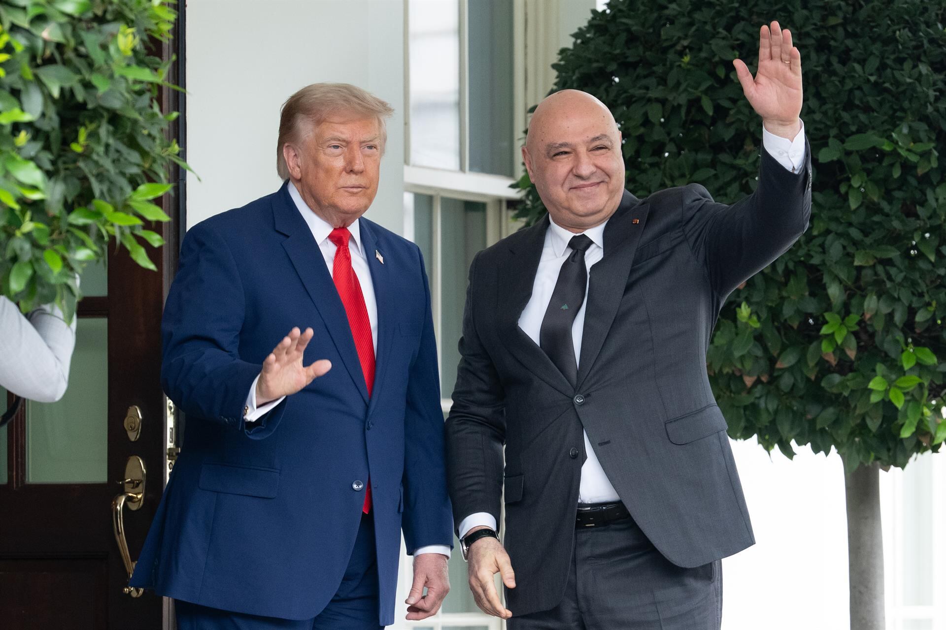 Trump ordena reanudar los vuelos directos entre EEUU y Líbano