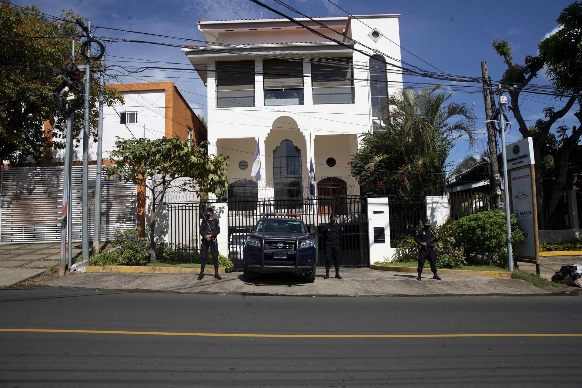 Pocas horas después de anunciar su retiro de la OEA, el régimen de Nicaragua ocupó policialmente el edificio que la organización americana tenia en Managua (Foto archivo)