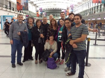 La despedida de su familia