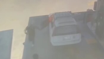 Llenó su auto de combustible, encendió el carro y este explotó en grifo de Ica: uno de los ocupantes falleció