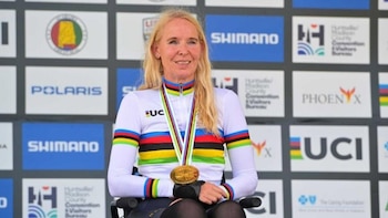 Manuela Vos reedita su oro en la prueba en ruta H1 de los Mundiales de Ciclismo Paralímpico